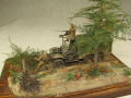 Diorama modelarska w skali 1:35 przedstawiająca scenę z drugiej wojny światowej z amerykańską ciężarówką Dodge WC-63 - zdjęcie nr 6